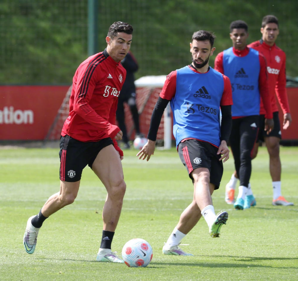 出了一段令 出了一段令