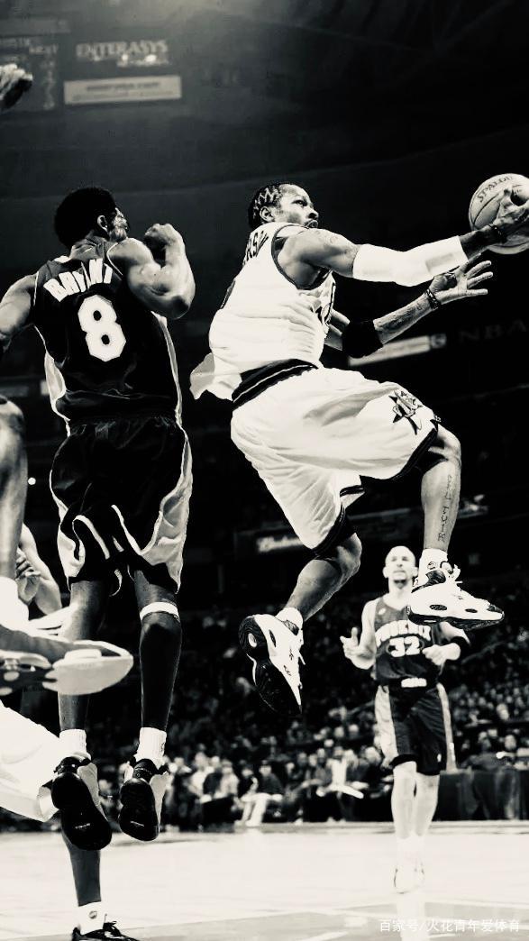 早报 ｜ 阿森纳3比2逆转伯恩茅斯；巴萨2比0西班牙人；尤文1比1莱切！